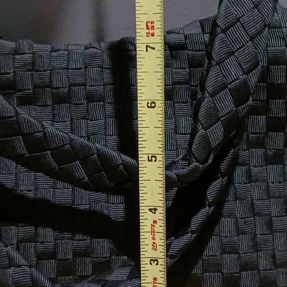 The Sak Women's Black Woven Shoulder Bag - Picture 5 of 5